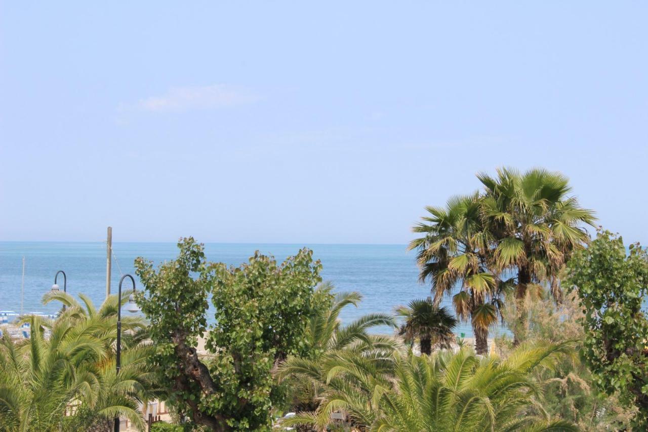 Bed and Breakfast Sulmare Alba Adriatica Esterno foto